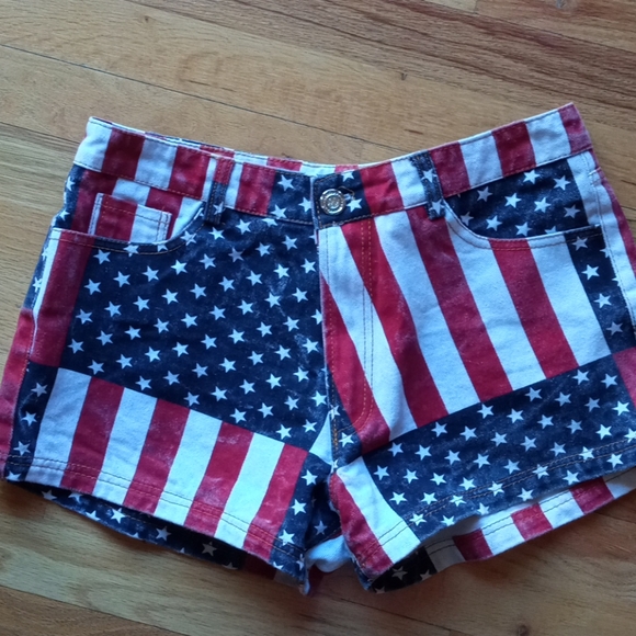 Four Pants - America Patriotic shorts. Like brand new! ❣️😍